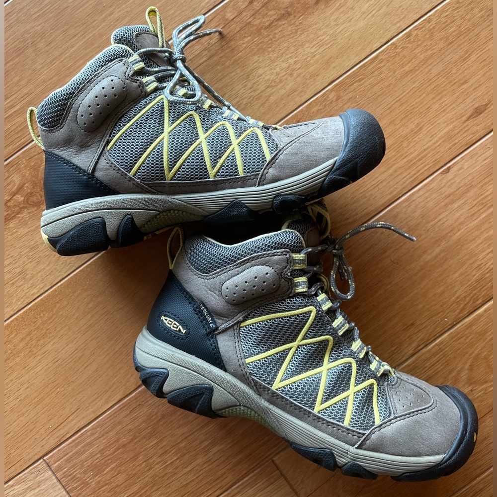 Keen Hiking Boots